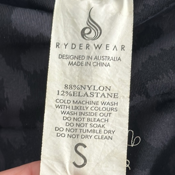 Ryderwear Leggings - Picture 3 of 5
